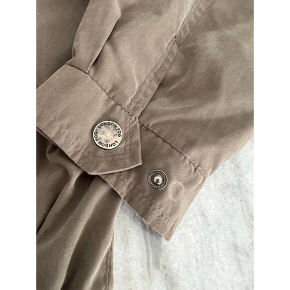 London Fog Men’s Brown Lightweight Jacket Size Large Zip Up Pockets - Picture 5 of 12